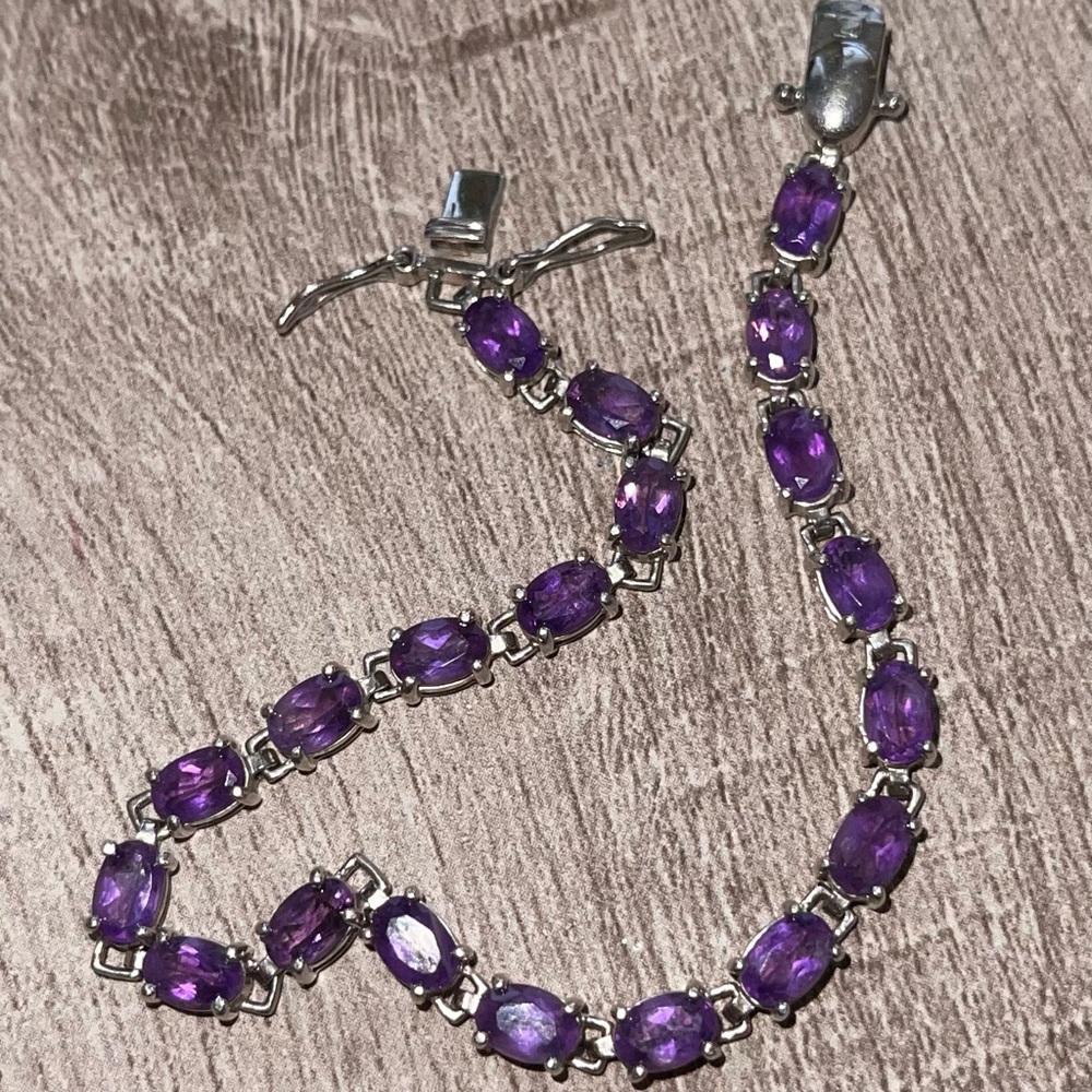 Vintage Sterling Silver African Amethyst Tennis Braclet Approx 7"